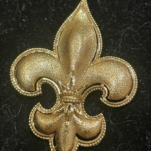 VINTAGE VENDOME Gold Fleur-de-Lis Brooch - NEW
